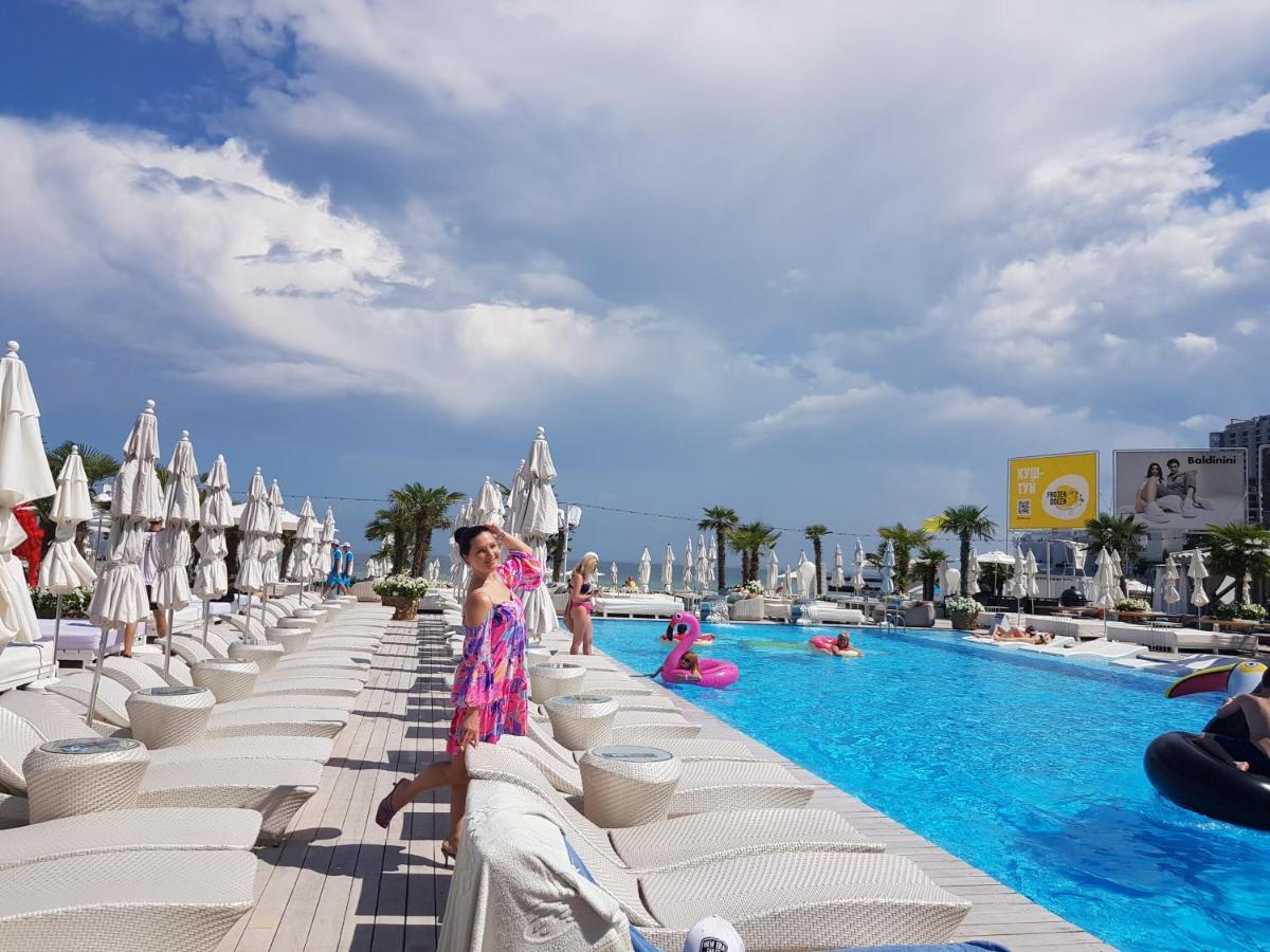 Arcadia Sky Apartment Odesa Exterior photo