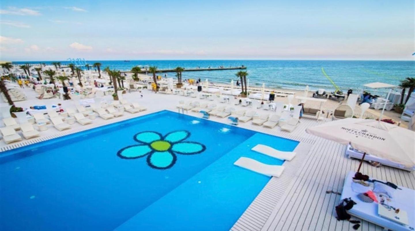 Arcadia Sky Apartment Odesa Exterior photo